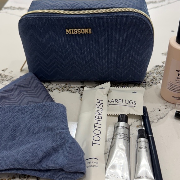 First Class Amenity Missoni Cosmetic Bag, Dior , Essie, Kiko, olive and June ++ - Picture 3 of 5